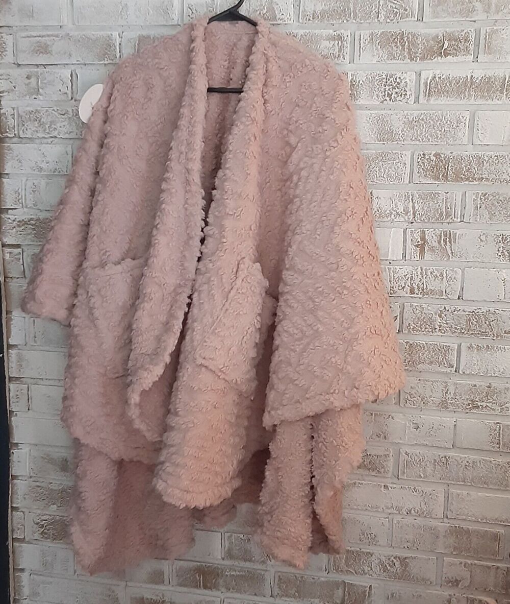 Plush Chenille Blanket Cape Extreme Softness One Size Snuggle Warmth